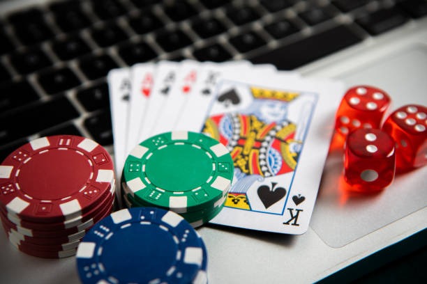 04 togel platform interface showing slot games, live dealer tables, and sportsbook coverage